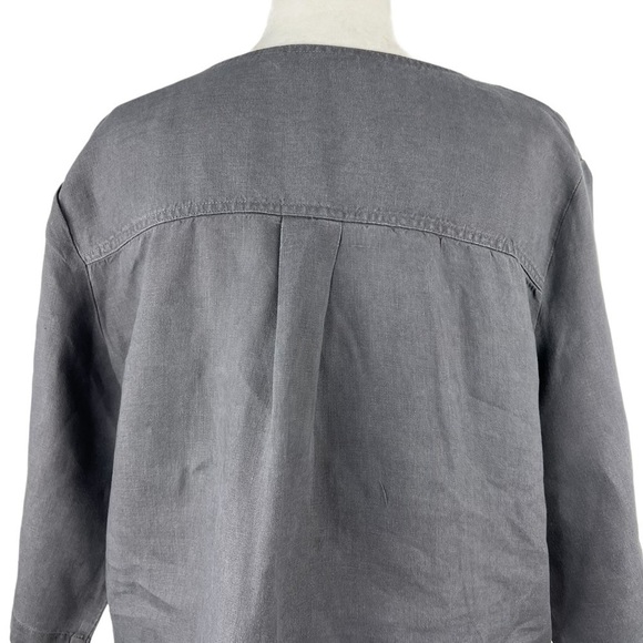 ellen TRACY LINEN SHORT SLEEVED BLOUSE WITH GOLD ACCENT - Picture 4 of 14